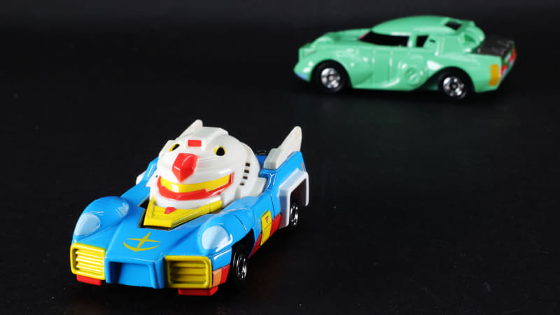 逃がすものか！あぁぁぁぁぁっ！