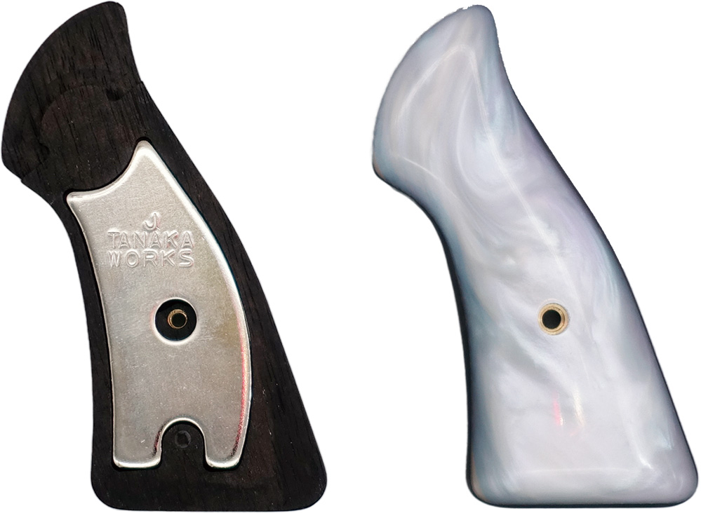 4月下旬発売の「Jay Scott タイプ ラミネート・ホワイト・パール グリップ」。内部は木製、外側はフェイクパール、重りが入っている