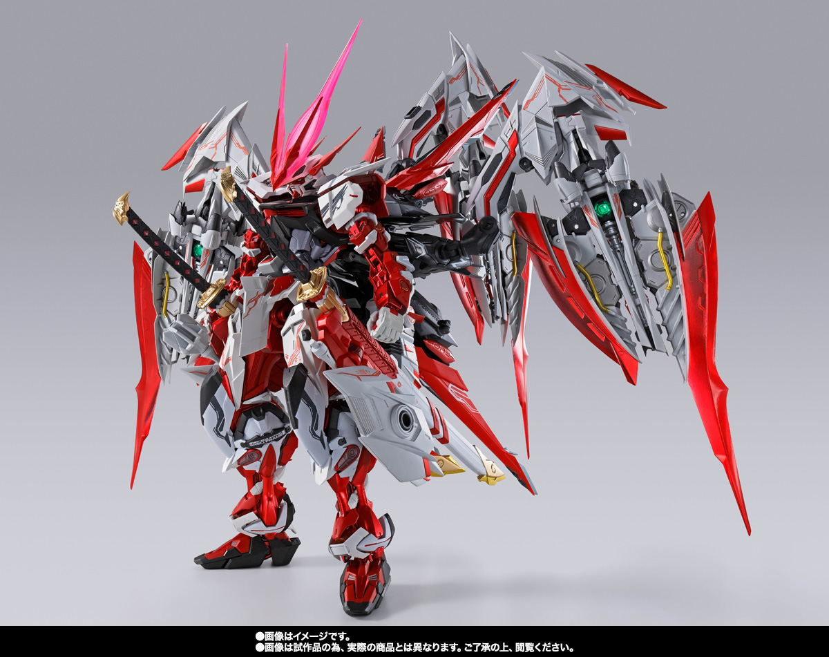 「METAL BUILD ガンダムアストレイ レッドドラゴニクス」、2022年8月発売。価格は39,600円