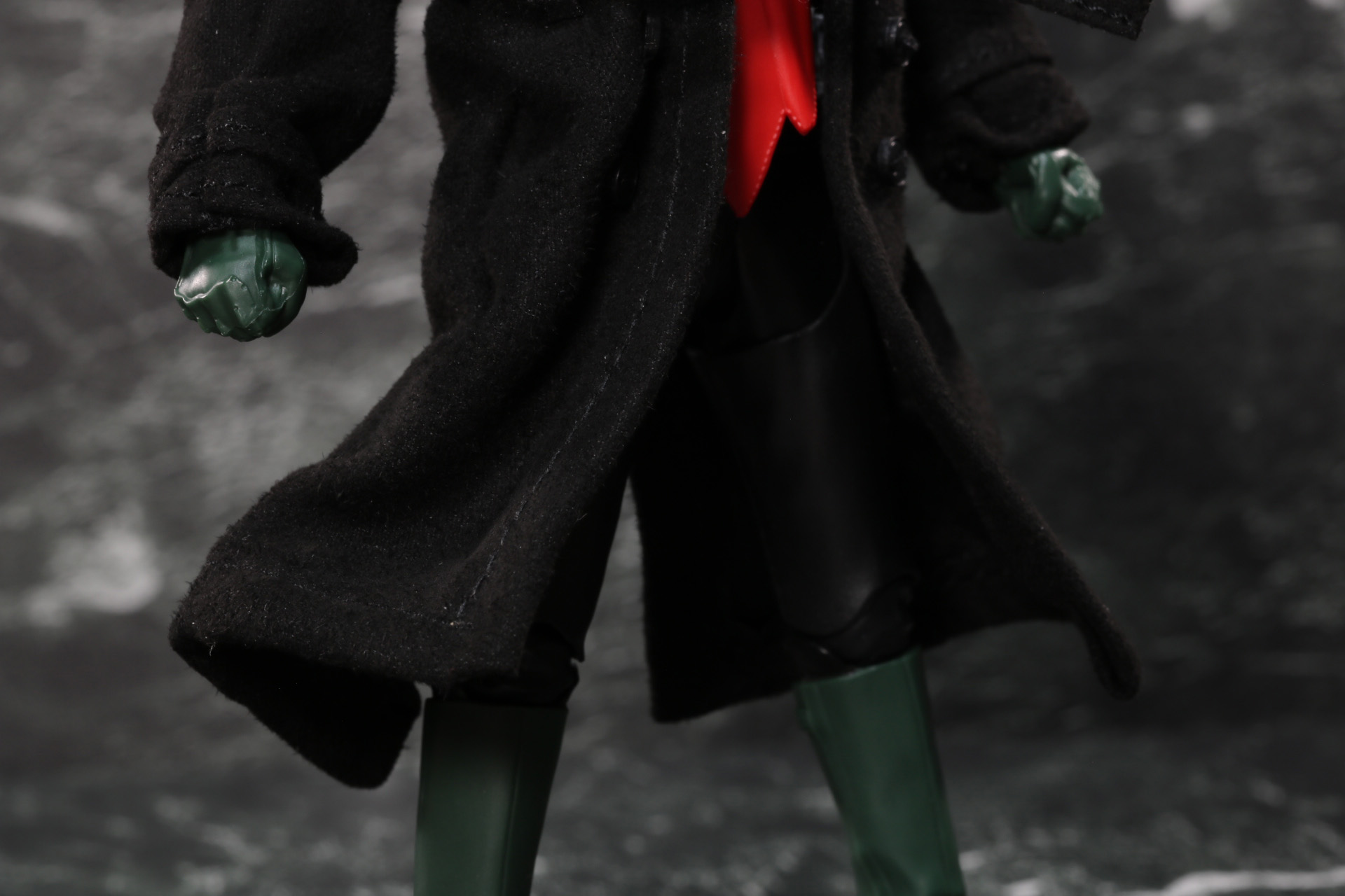 ワイヤーによって細かい表情付けもできる