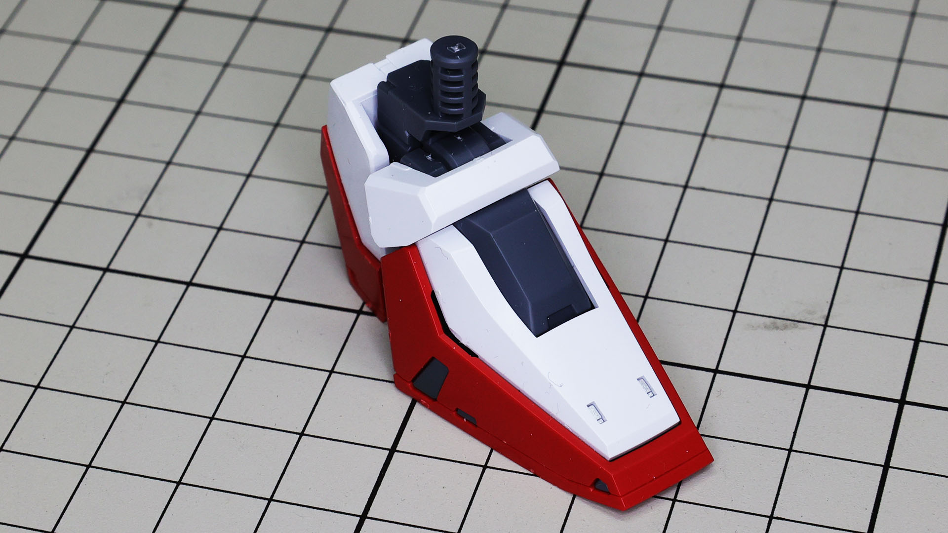 ソール裏を見るとディテールとフレームパーツでかっこいい仕上がり！