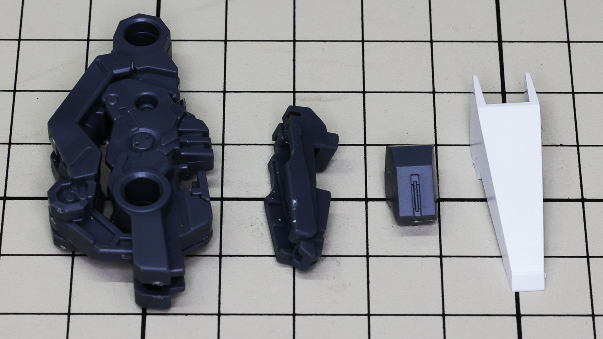 膝アーマーを構成します