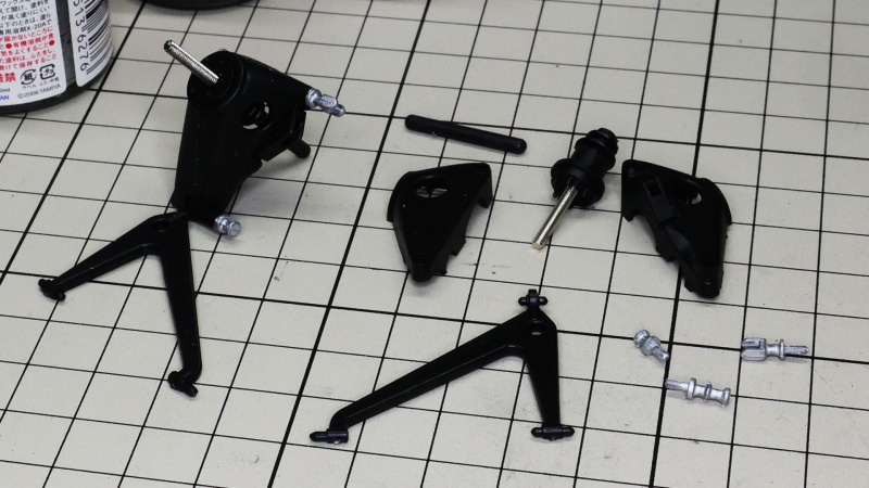 こちらはリヤのアップライト