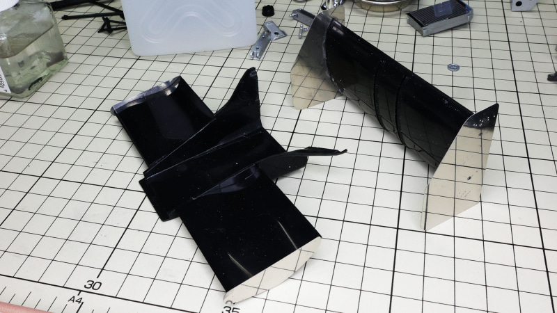 がっちり接着できました。適材適所というものですね