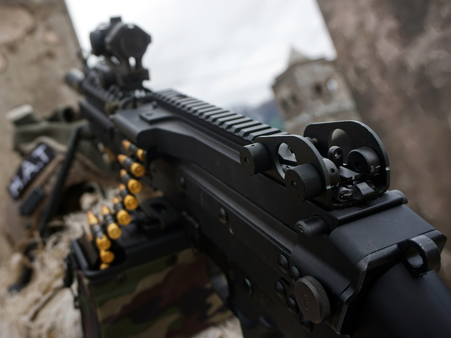 表面は非常にリアルな本物感がある