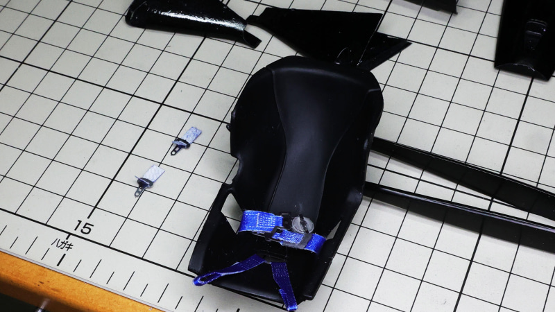 シートに貼り付けると途端にリアリティが増しますね！