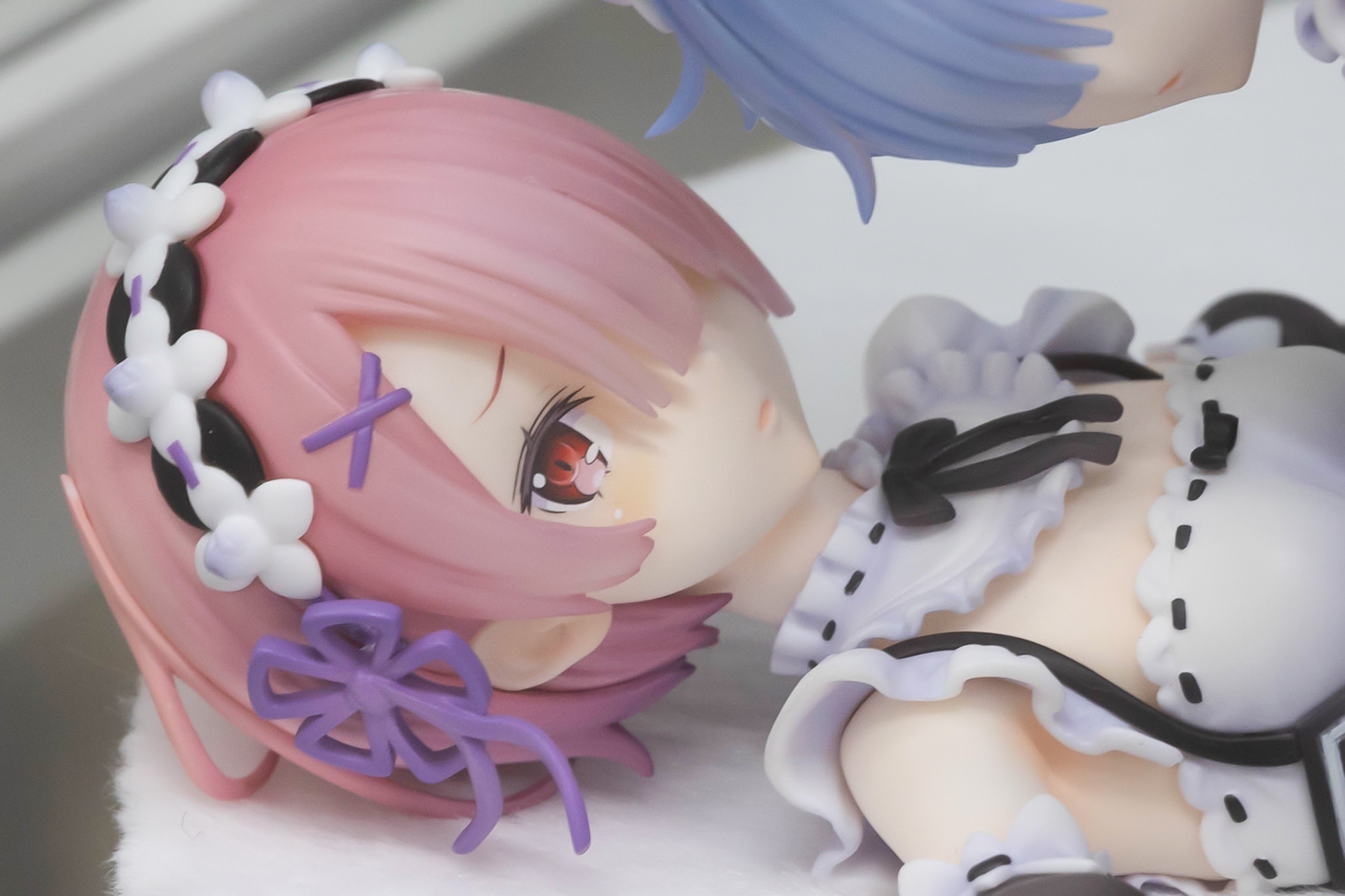 やはりこちら眉をひそめて困り顔をしたラム