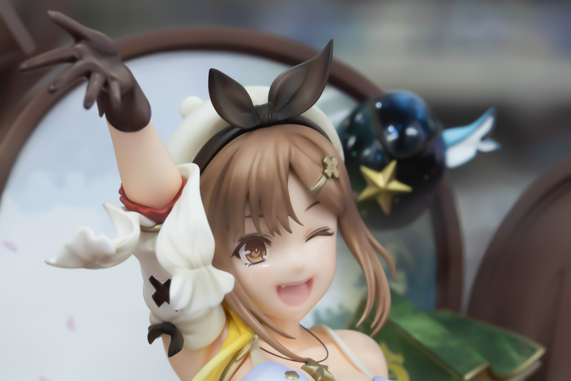 大きな瞳はかなり細かく塗り分けられている
