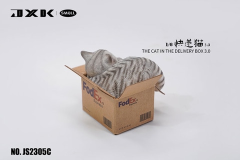 段ボールに入った猫を1/6スケールのフィギュアで表現！ 茶トラや三毛