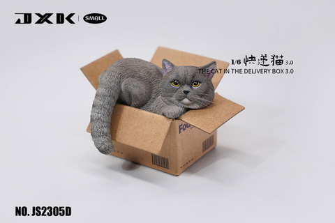 段ボールに入った猫を1/6スケールのフィギュアで表現！ 茶トラや三毛