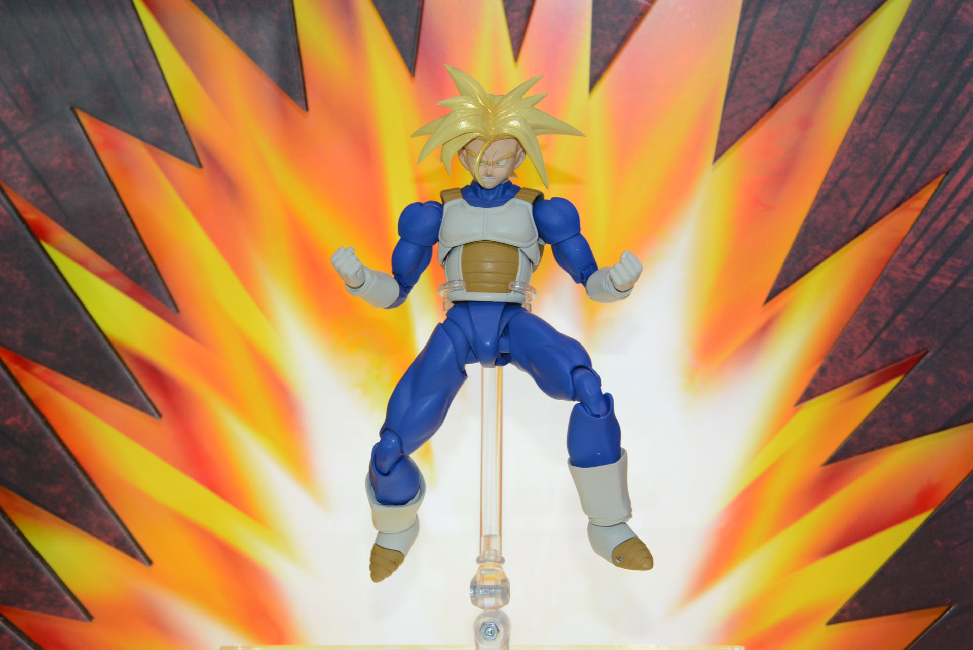 会場初展示となる「S.H.Figuarts スーパーサイヤ人トランクス-その身に秘めしスーパーパワー」。9月発売で、価格は3,960円