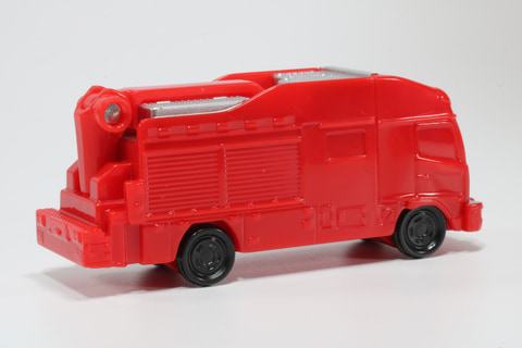 特別企画】マクドナルドの4月ハッピーセット「トミカ」フォトレビュー