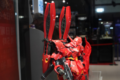 SIDE-F限定 サザビーセット アクションベース付き Amazon | RG 1/144 MSN-04FF サザビー 【GUNDAM SIDE-F 】サイド