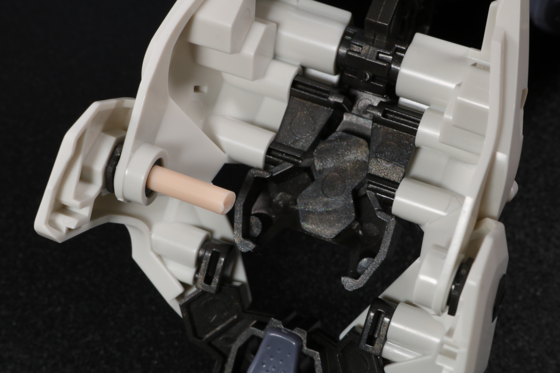 「ブイトール」側にプラ棒を接続