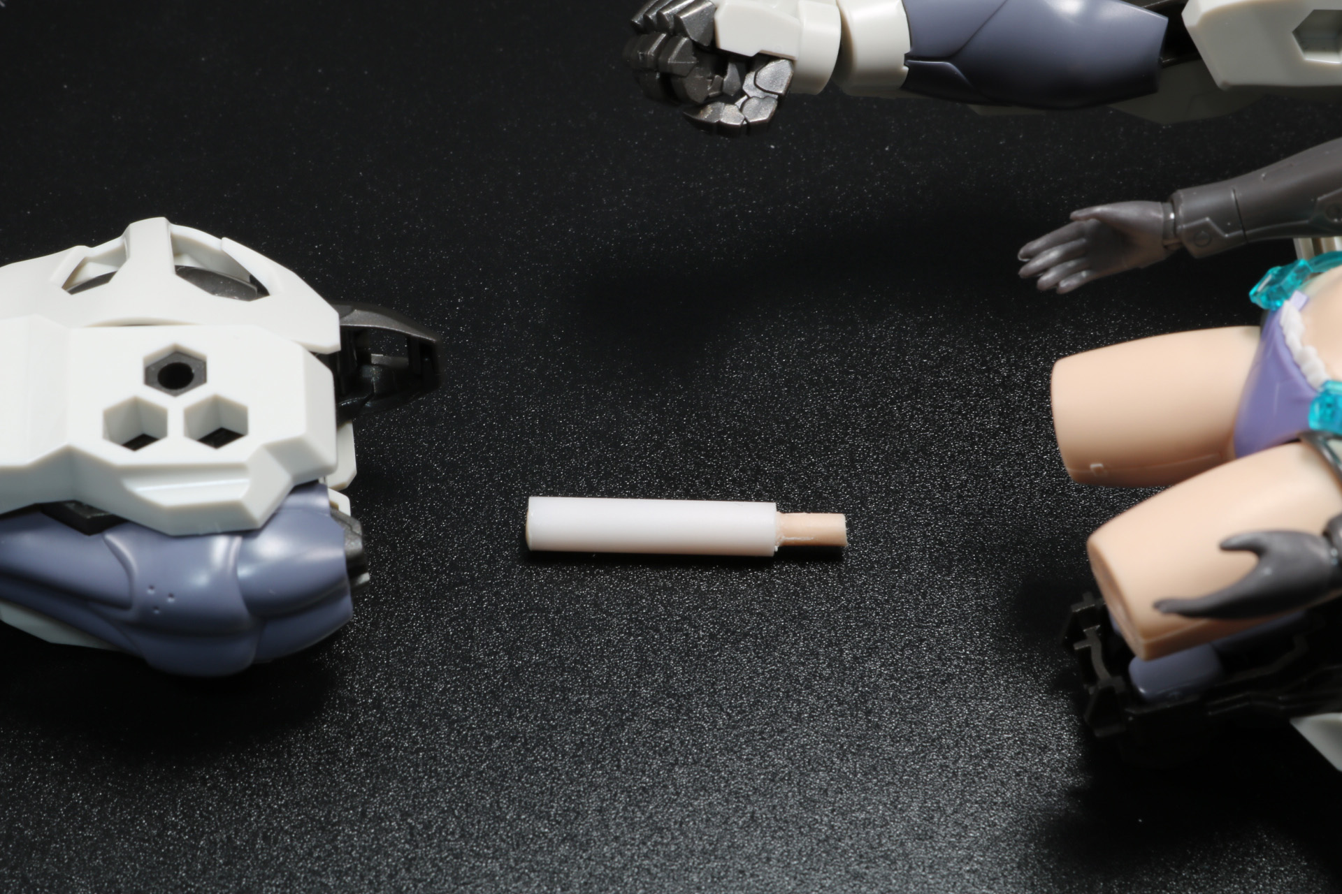 接続パーツを間にして接続