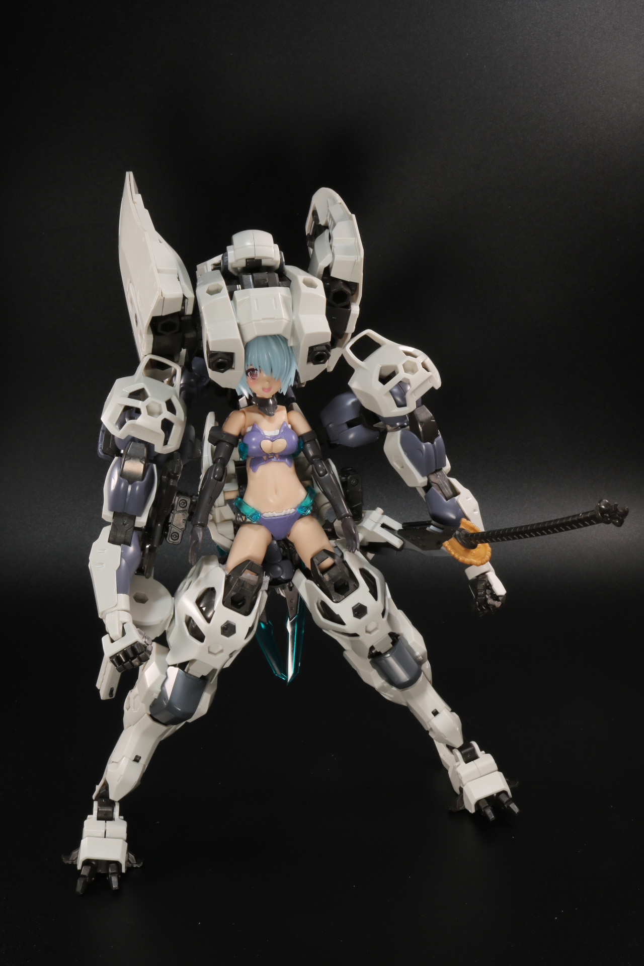 接続パーツを間にして接続