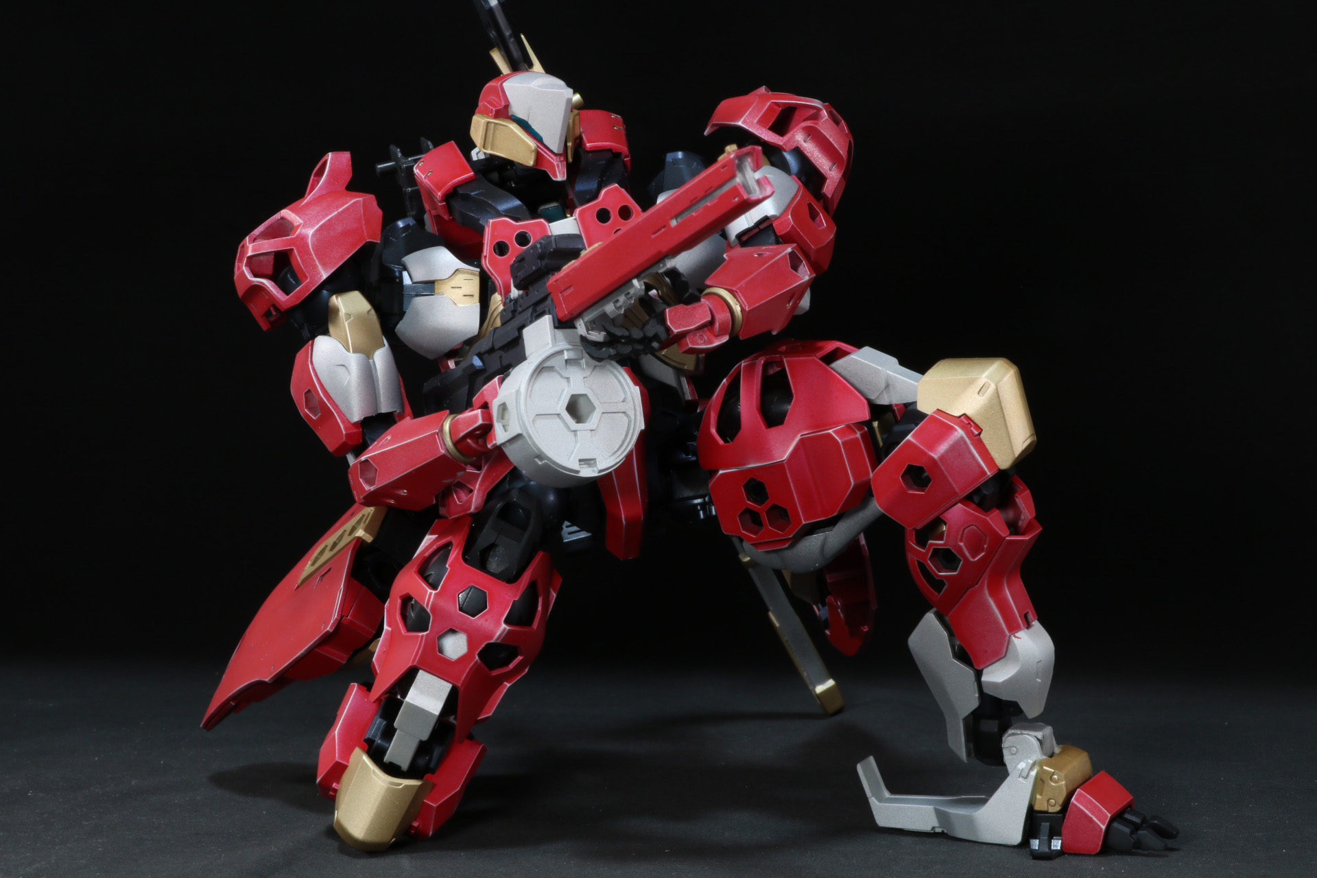 「イグジットスライダー」の組み換えでボード型のビークルにすることができる