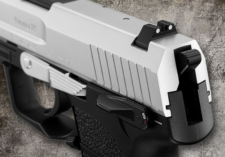 特製ミリタリーマガジン「SURVIVE MAGAZINE #18」