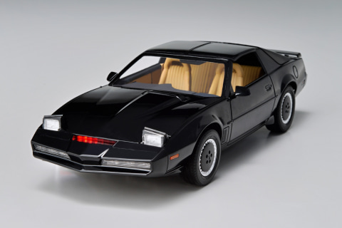 はいマイケル！」アオシマ、「ナイトライダー ナイト2000