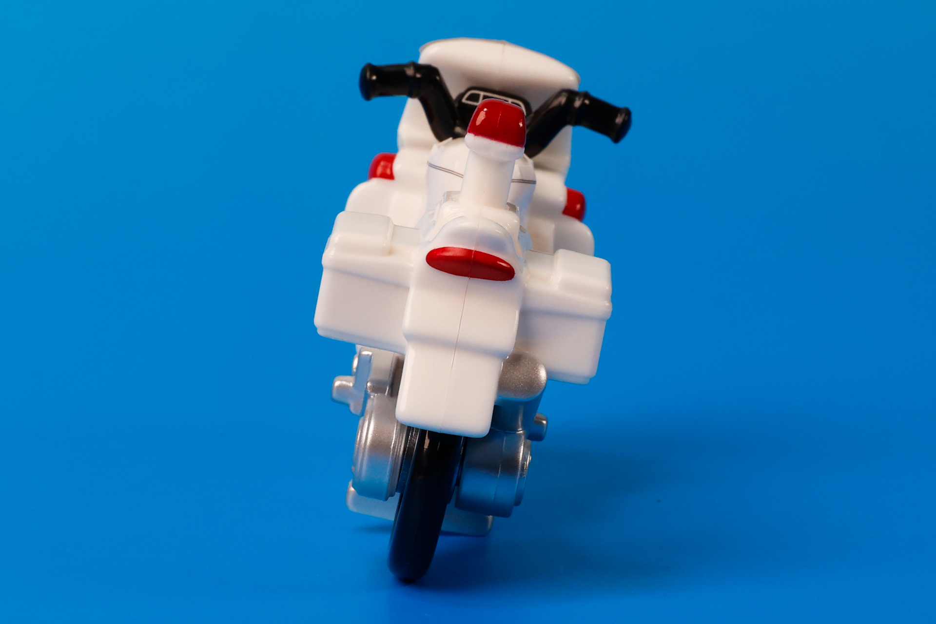 エンジン部分のメタリックな感じも素晴らしい