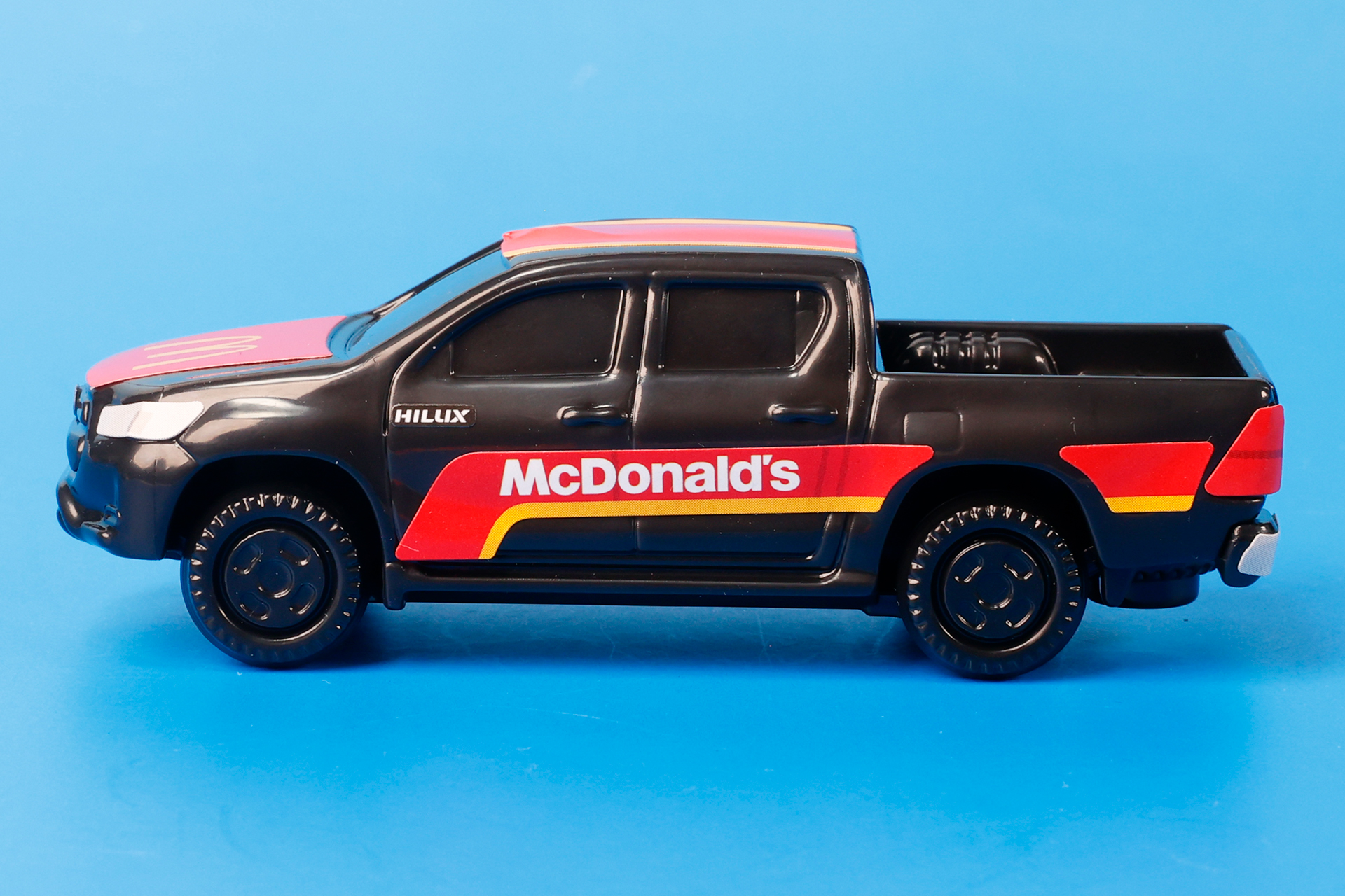 マクドナルドのロゴマークとカラーリングが素晴らしい