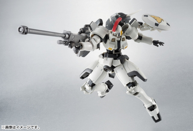 こちらはゼクスが駆るトールギス。商品は2013年に発売された「ROBOT魂〈SIDE MS〉トールギス」