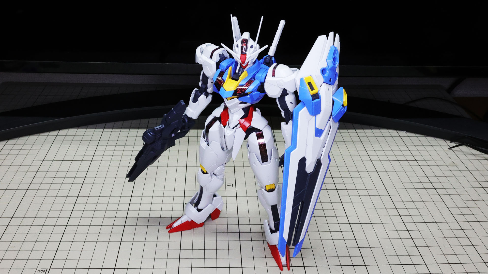 フル装備のフルメカニクス・ガンダムエアリアルが完成！
