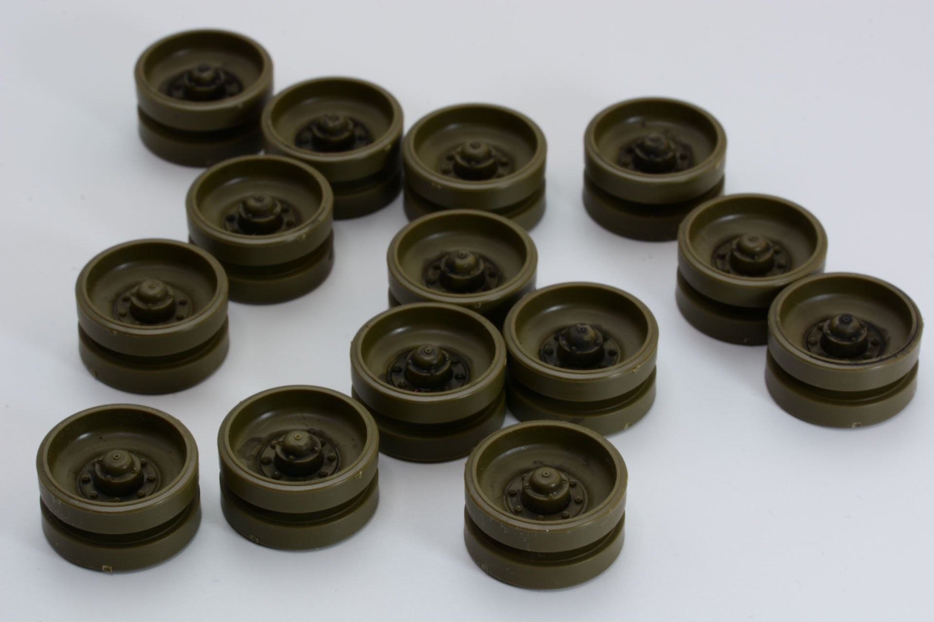 戦車の巨体をしっかり支える「ロードホイール」