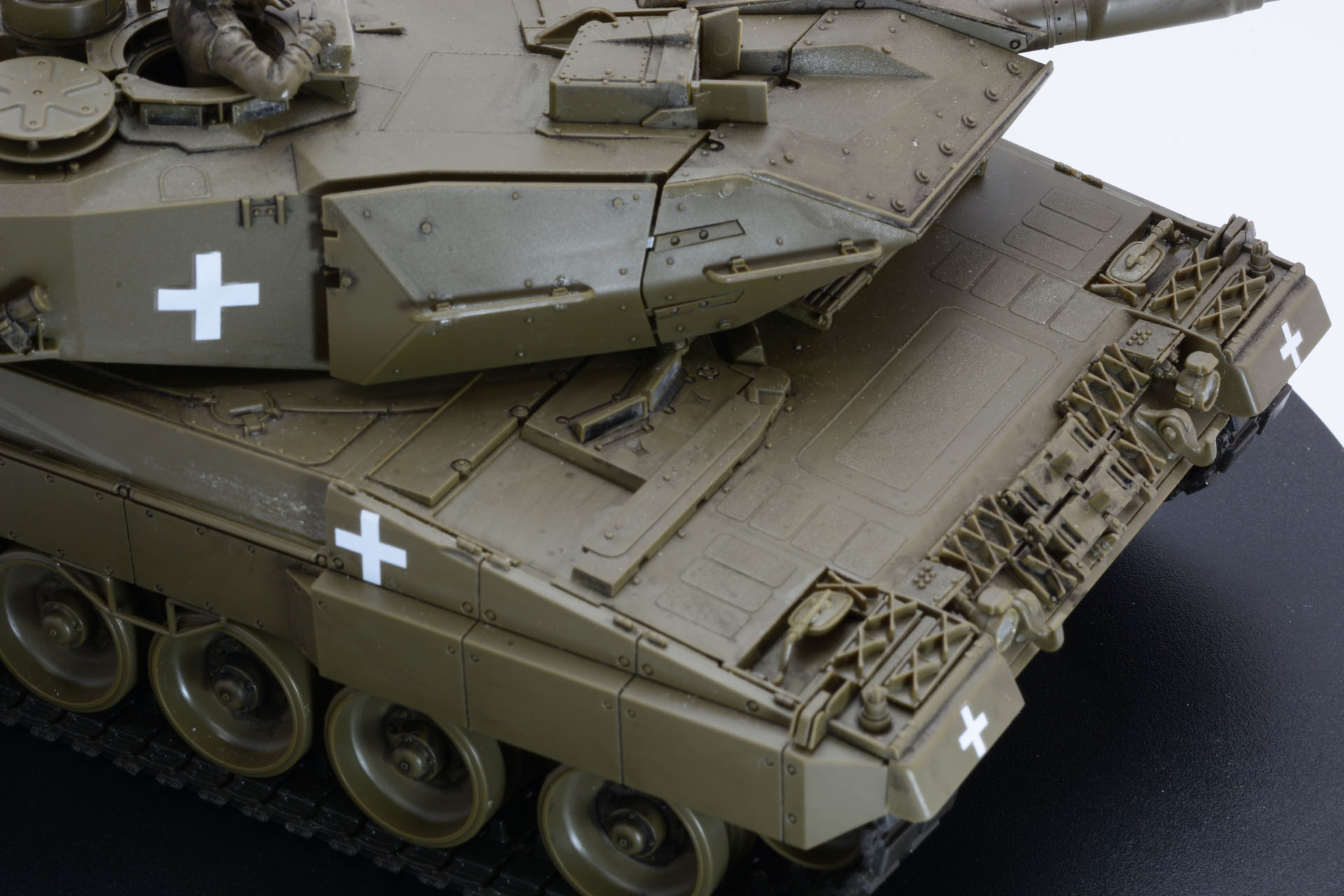 砲塔を動かすと隠れていたディテールが確認できる