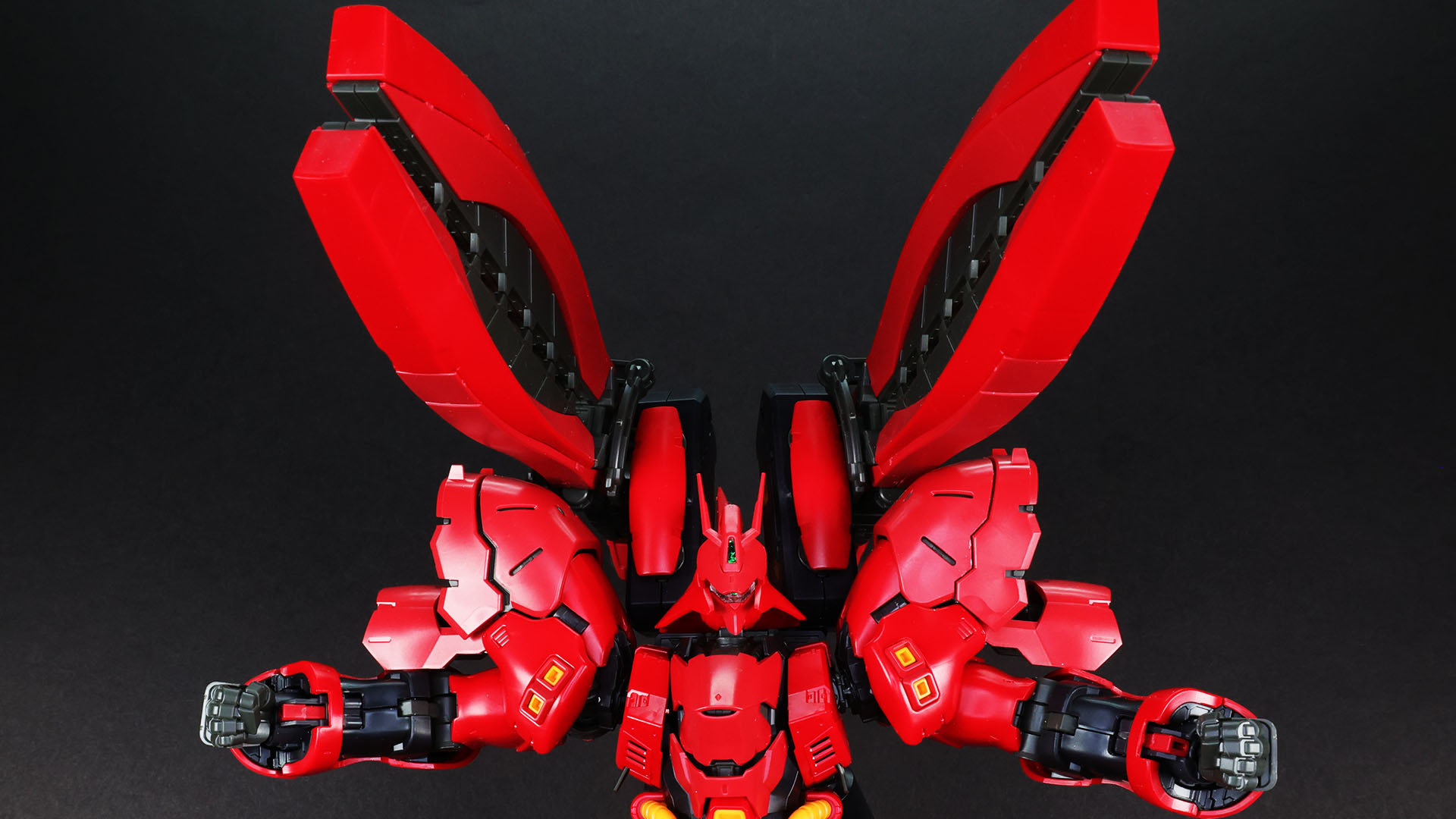 ダブル・ホーン・ファンネルの組み応えはRGならでは