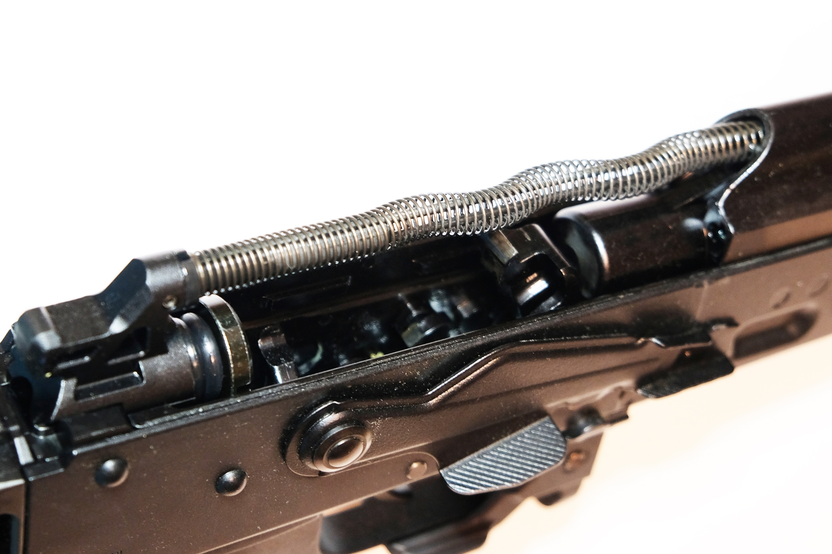 ガスブローバックエンジンは「AKM」と共通