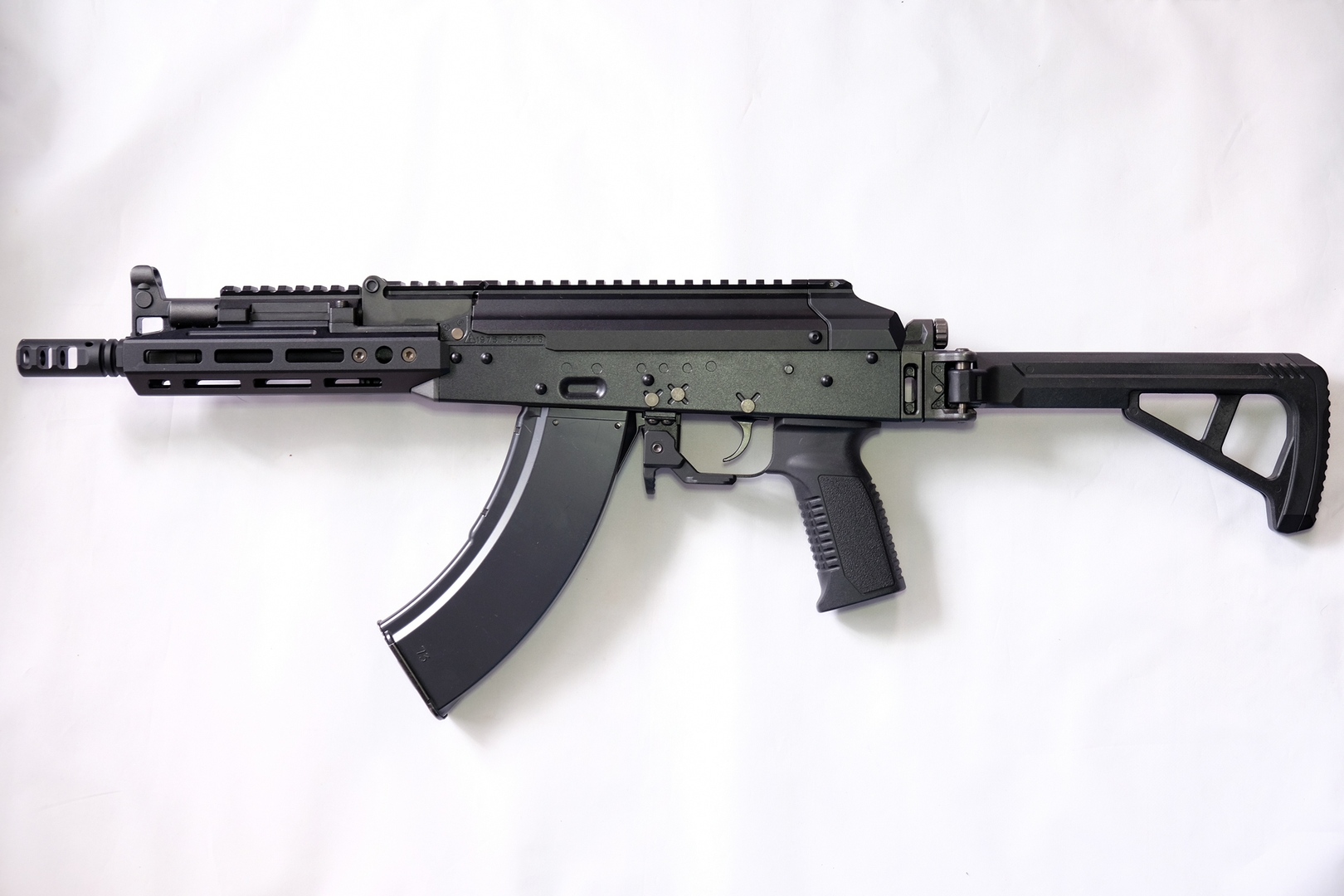 本物感は「AKM」譲り