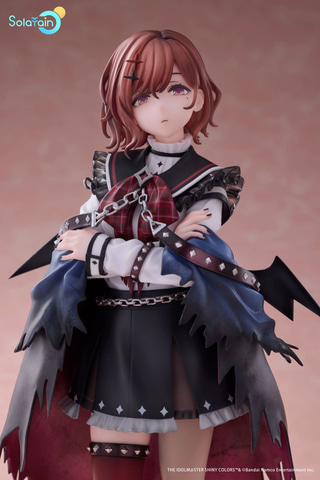 シャニマス」より、ハロウィン衣装「ミッドナイトモンスター」を