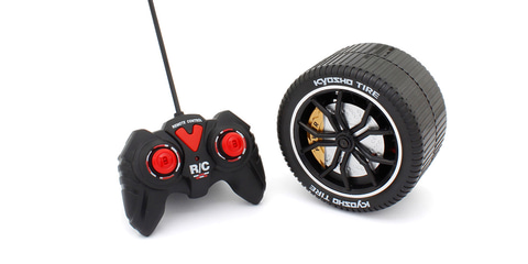 タイヤだけで走るラジコン「R/C ザ・タイヤ！」が4月下旬に発売