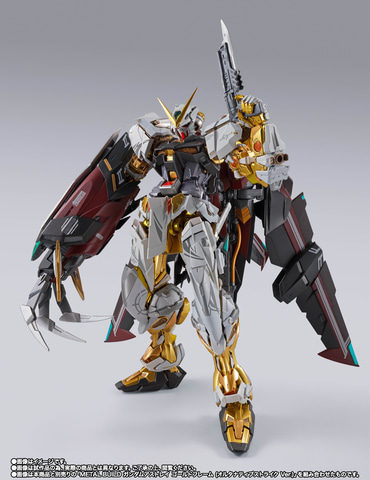 ストライク系、アストレイ系にも装着可能！ 「METAL BUILD ディバイン