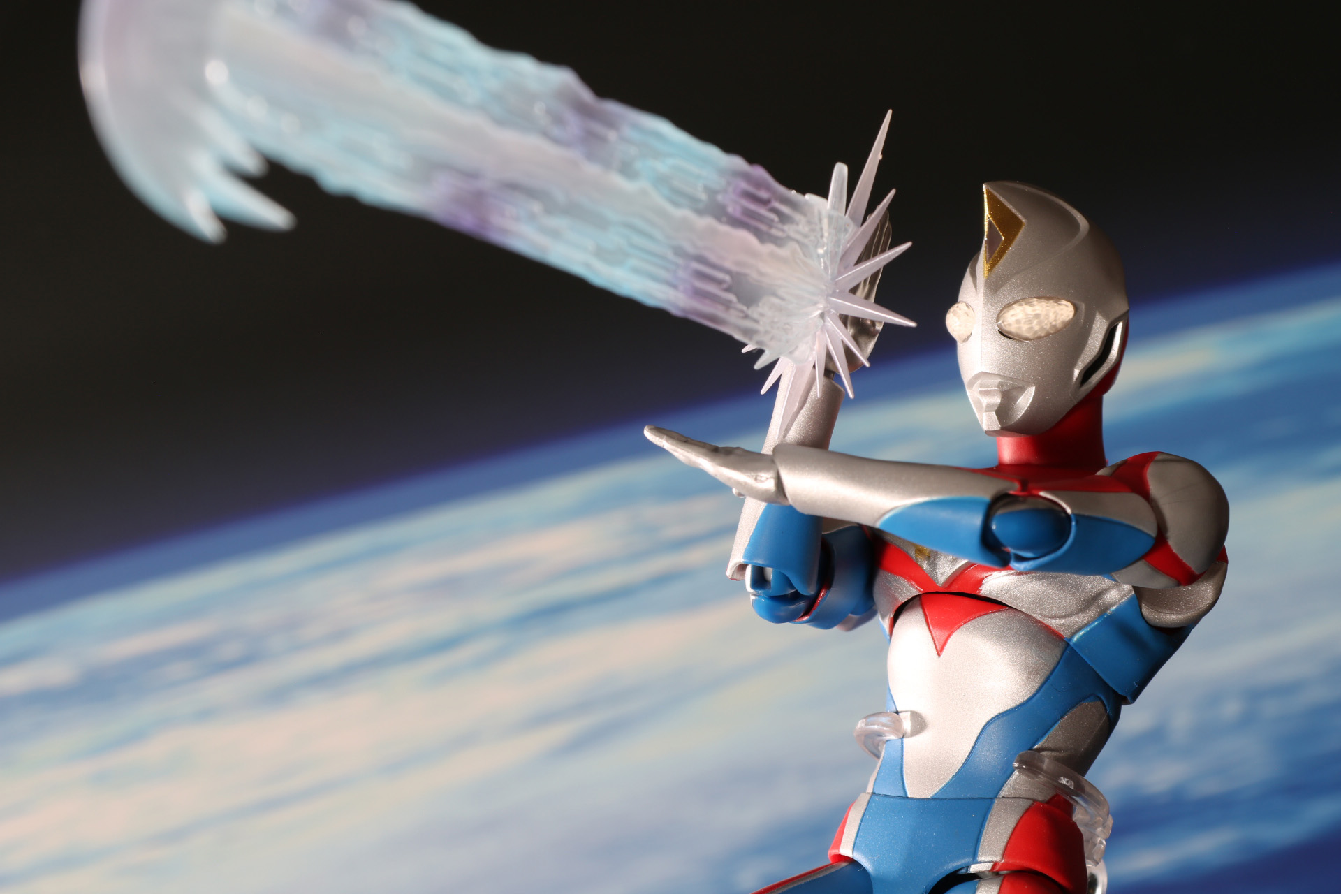 ソルジェント光線で敵を倒す