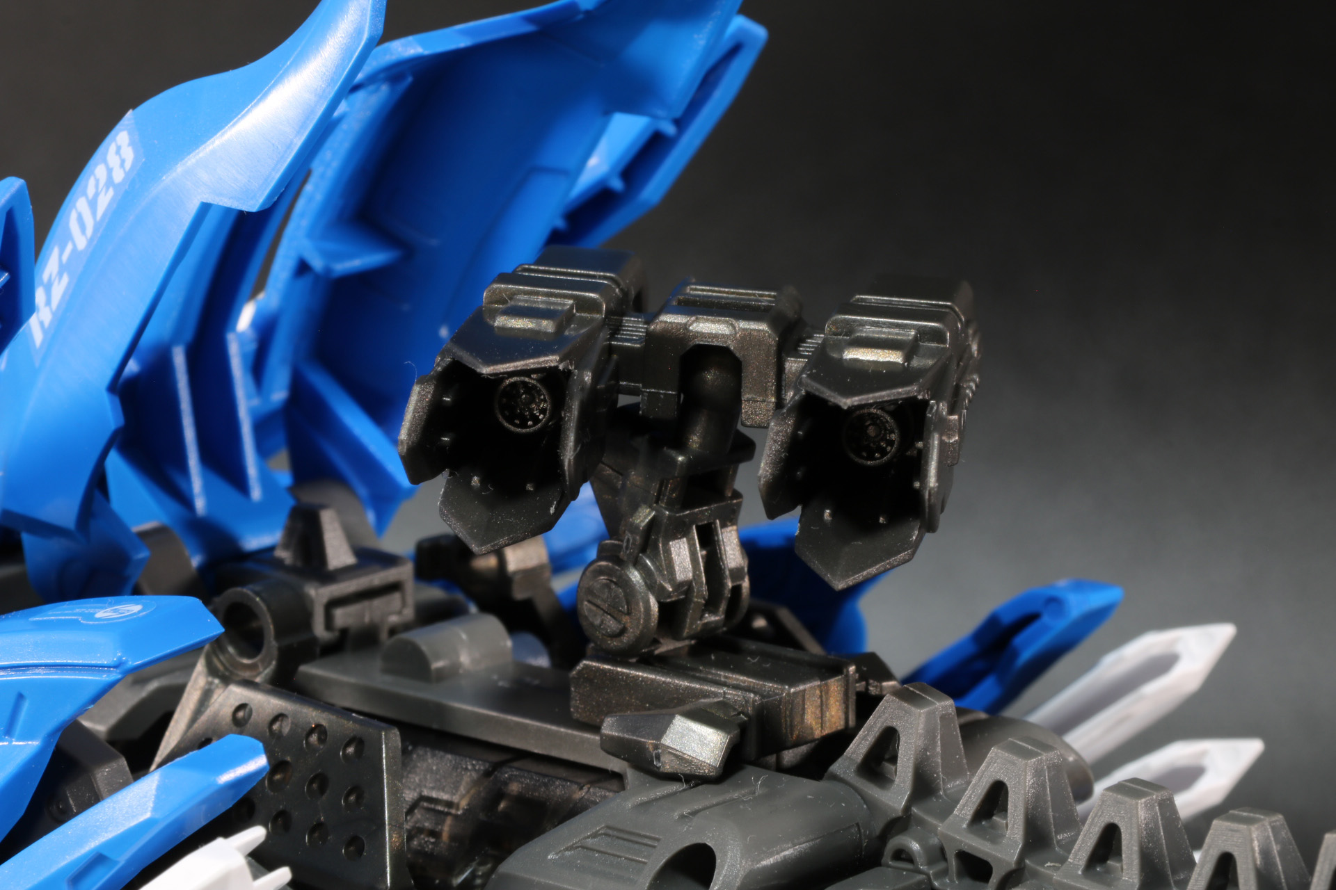 ロケットブースターは角度を調整することができる