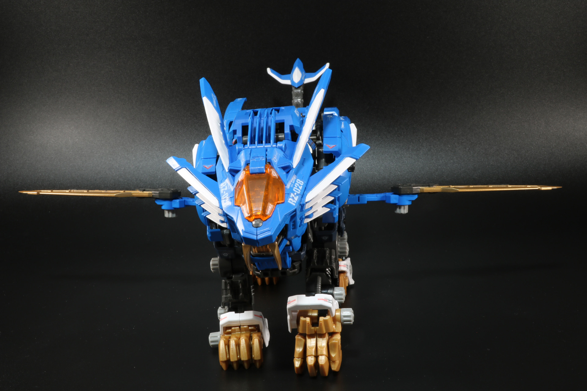 横幅約35cm（縮小状態）で迫力あるものとなっている