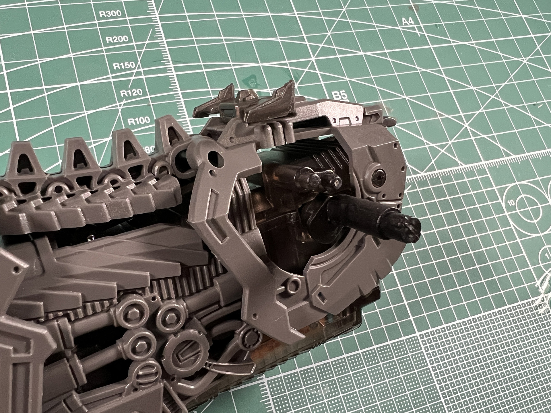 腰部のパーツ構成