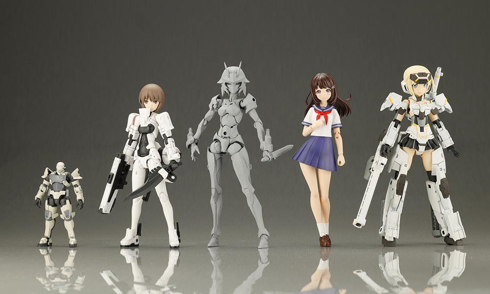 既存シリーズとのサイズ比較。既存シリーズとの互換性や連動を意識したサイズ感で制作されている