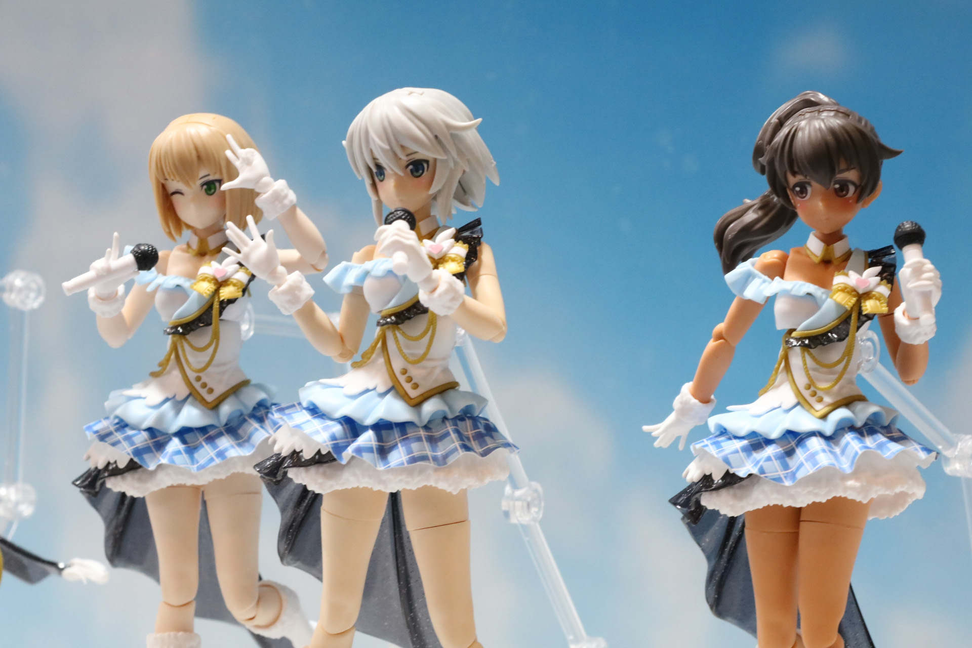 「オプションボディーパーツ ビヨンドザブルースカイ1[カラーA]」を使用してアイドルのカスタムも可能