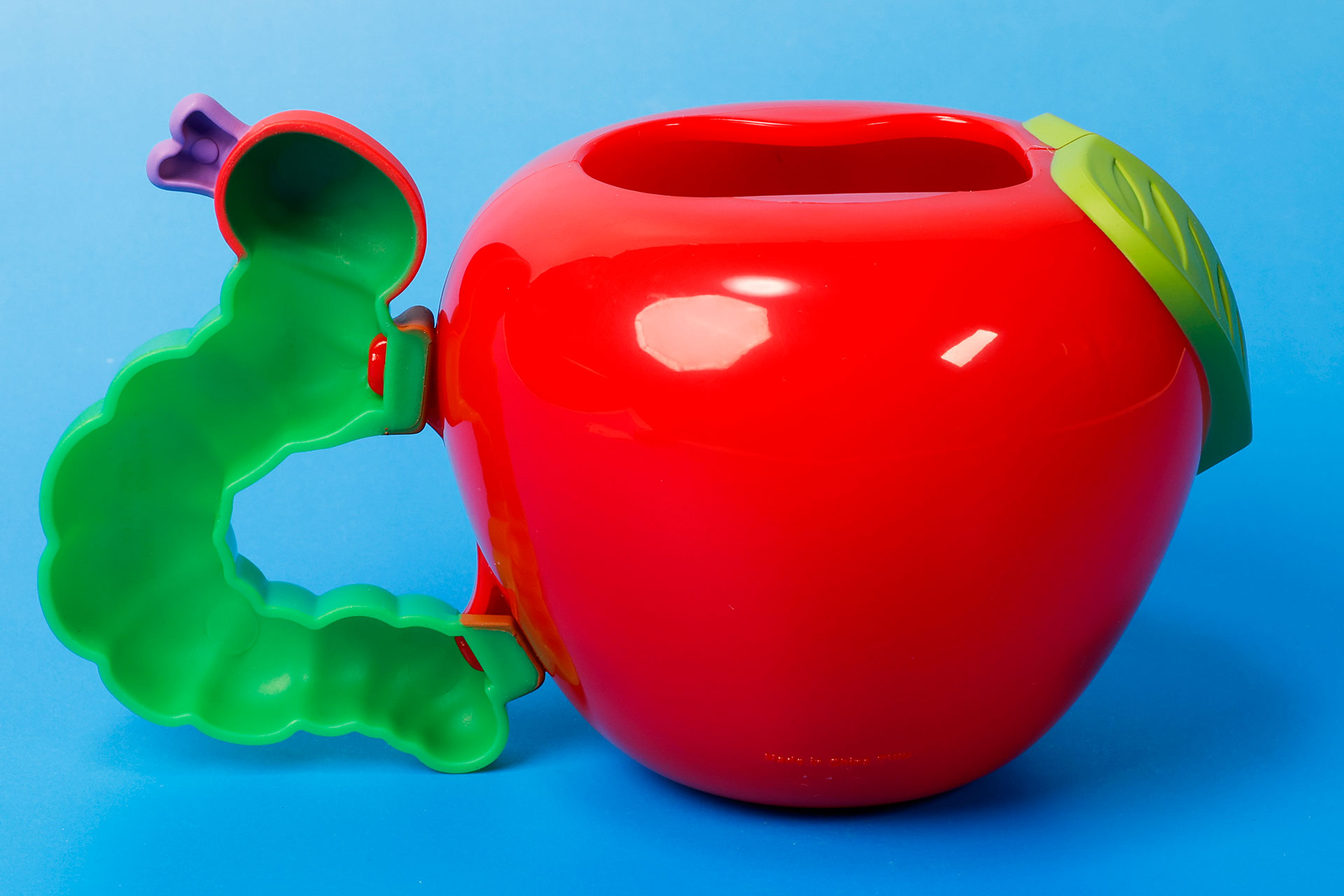 あおむしの形が絶妙で、ジョウロとしては持ちやすい