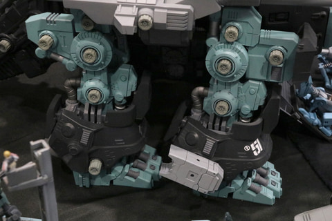 情熱が生み出す大型ゾイドの圧倒的迫力。「モデラーズクラブ合同