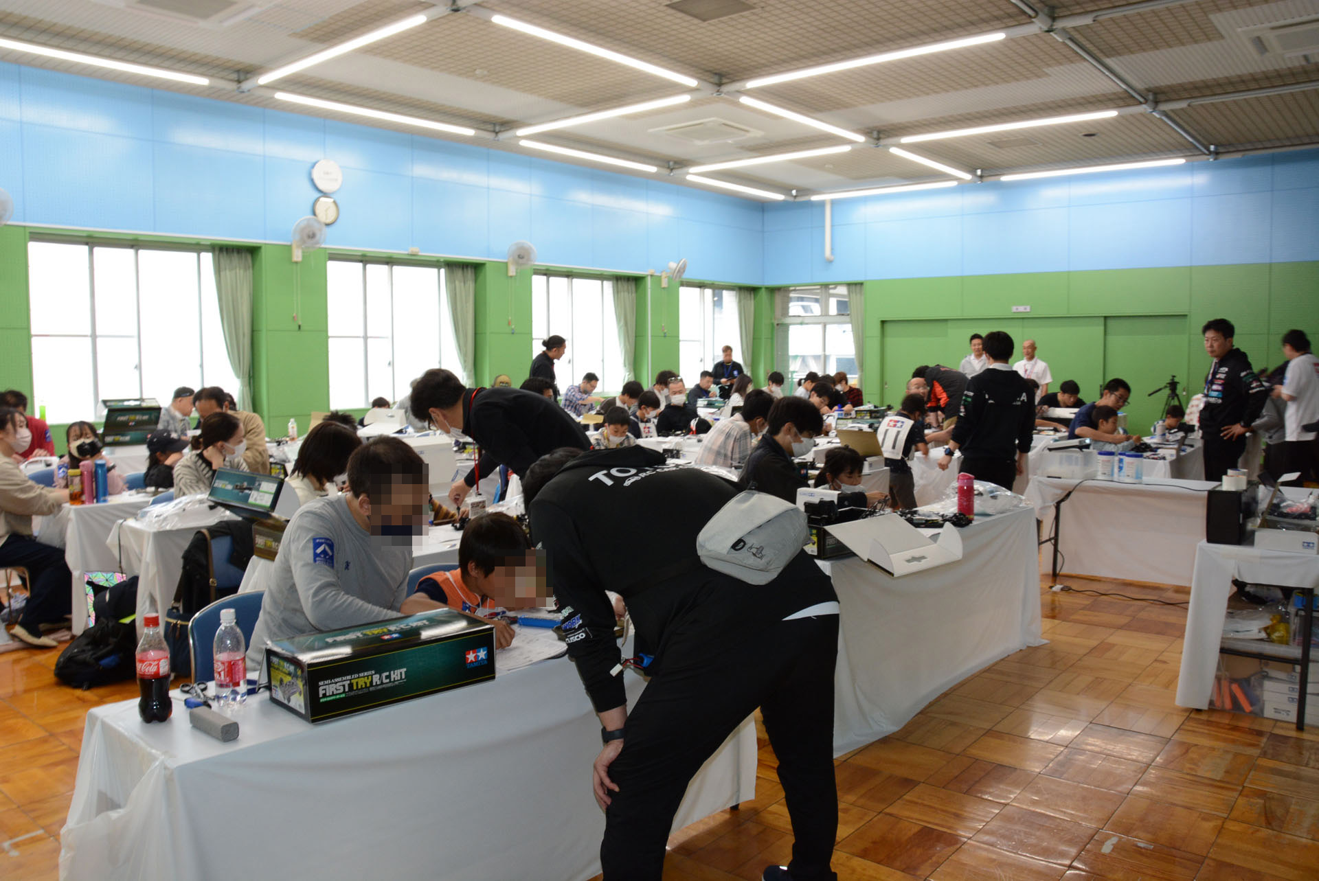 家族や友達と参加できる。トヨタが主催という所に特徴がある