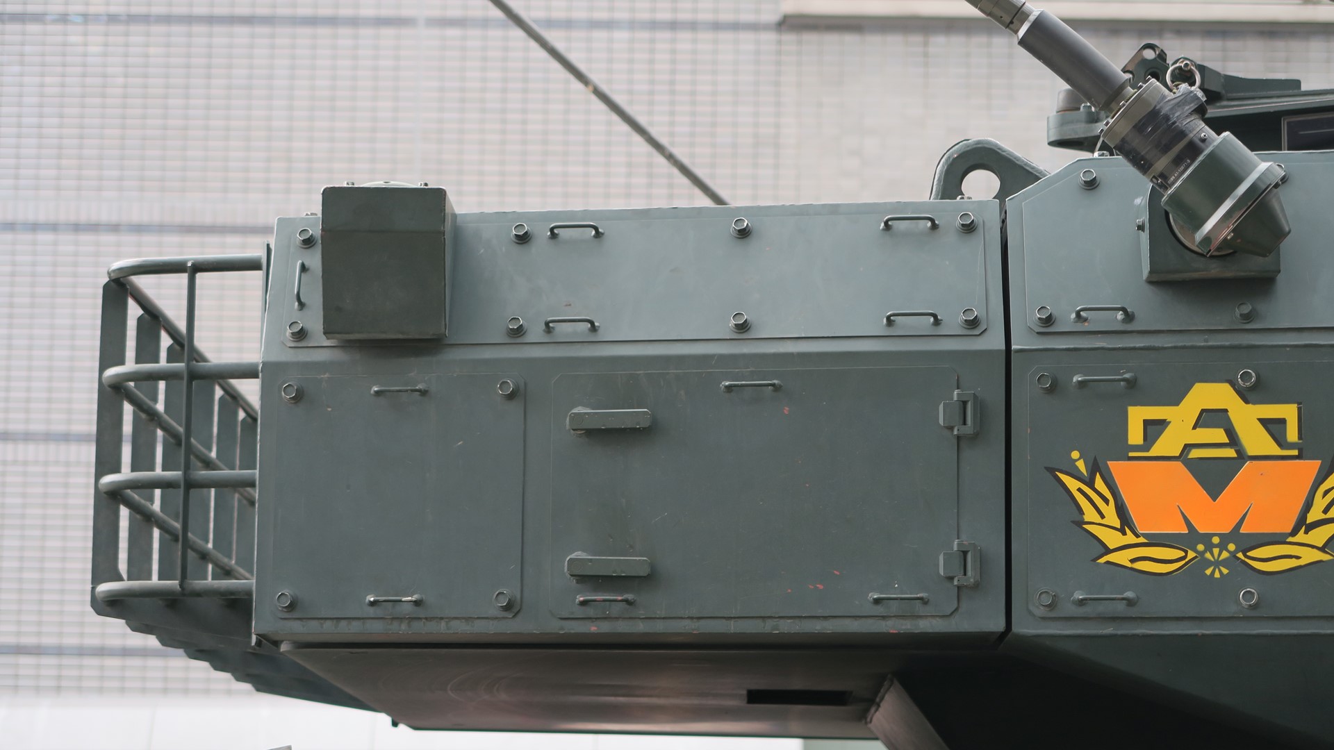 薬きょう受け、アンテナガード、砲塔バスケットの形状からC5より以前のモデルであることがわかる