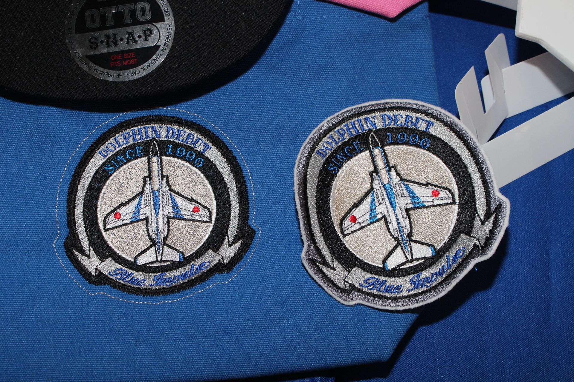 このミシンを使って作られたワッペン。精度は非常に高い