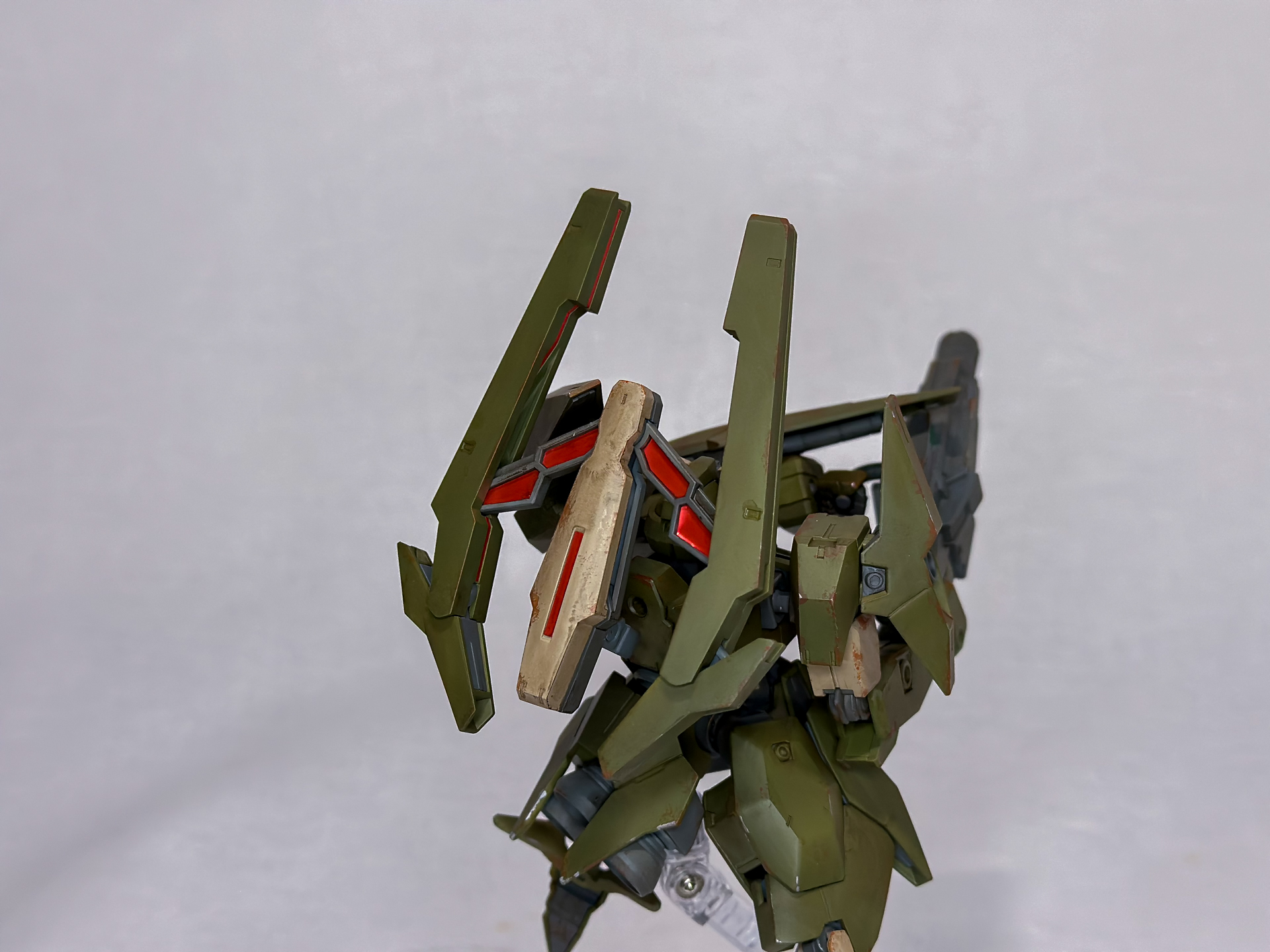 背面もかっこよく仕上がっています。