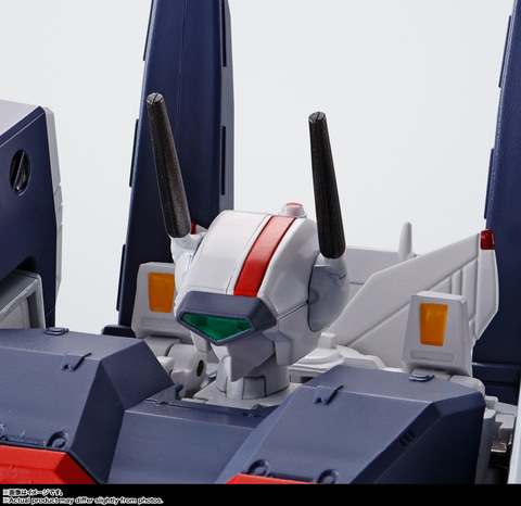 フィギュア「HI-METAL R VF-1J アーマードバルキリー（一条輝機