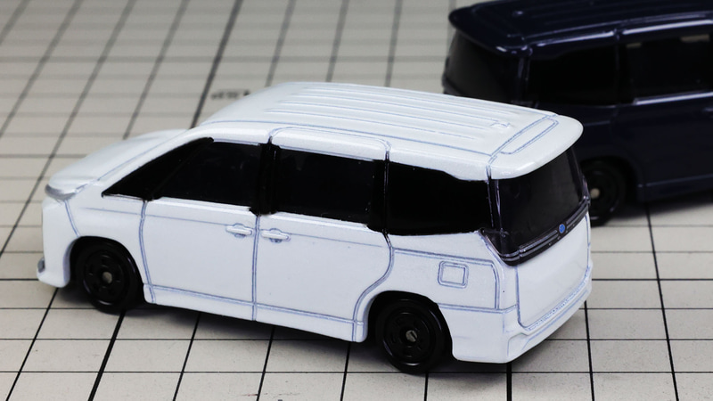 パネルラインもビシッと入っています