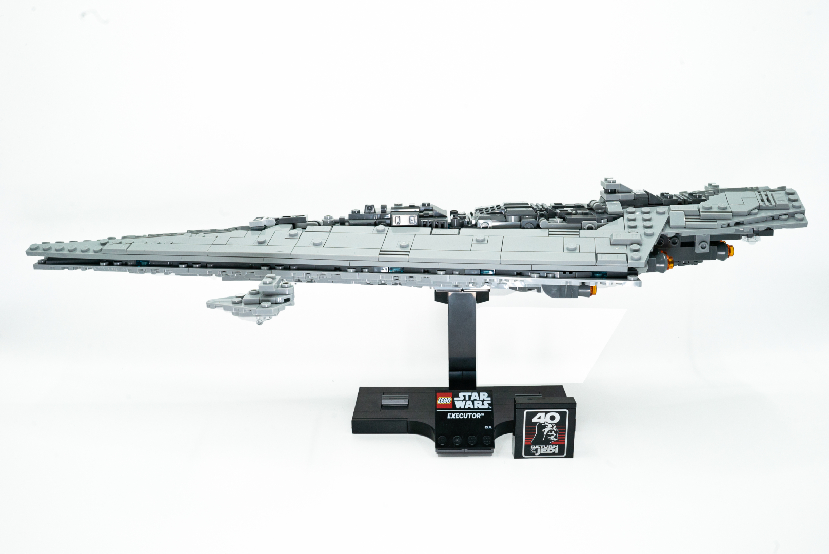 オプションを付けて台座に乗せれば完成！